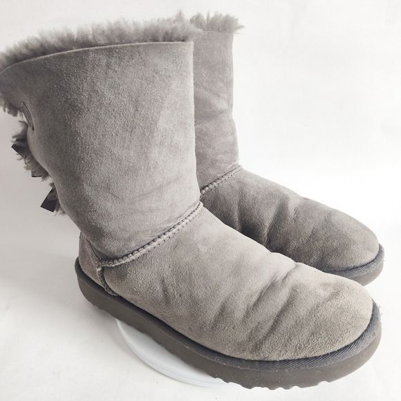 UGG Gray Bailey Bow II- Sz 8 - Picture 2 of 13